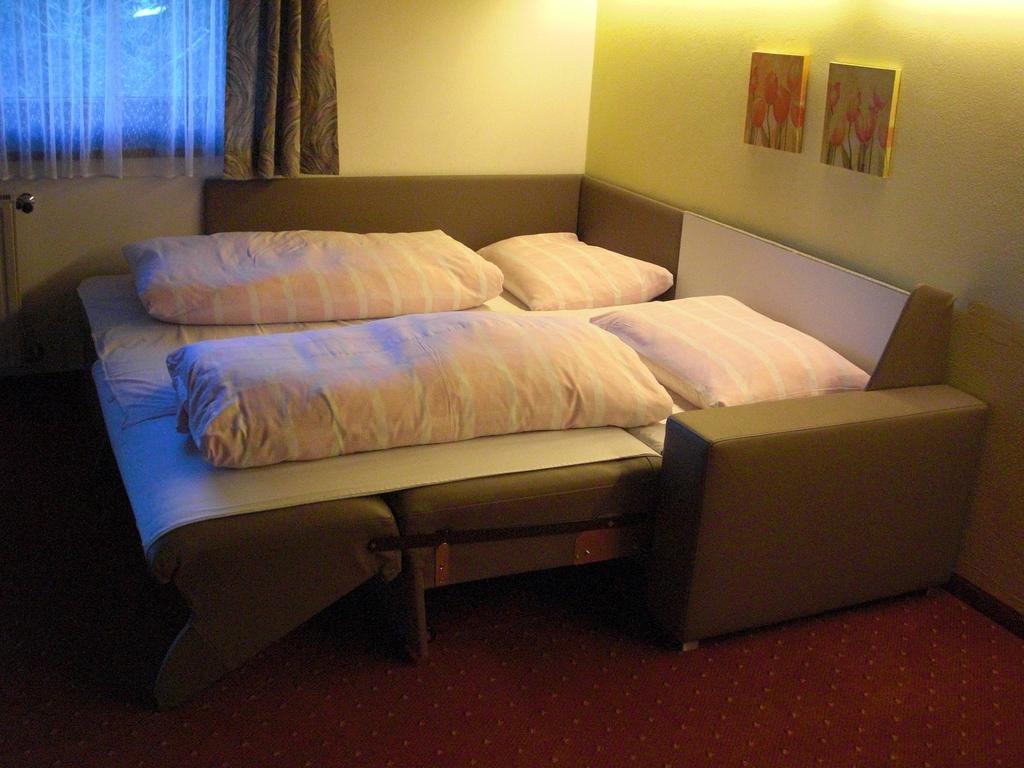 Hotel-Pension Flora Saalbach-Hinterglemm Oda fotoğraf